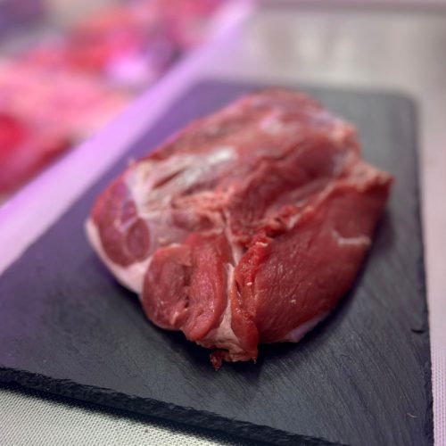 Muscolo - beef deboned leg 01